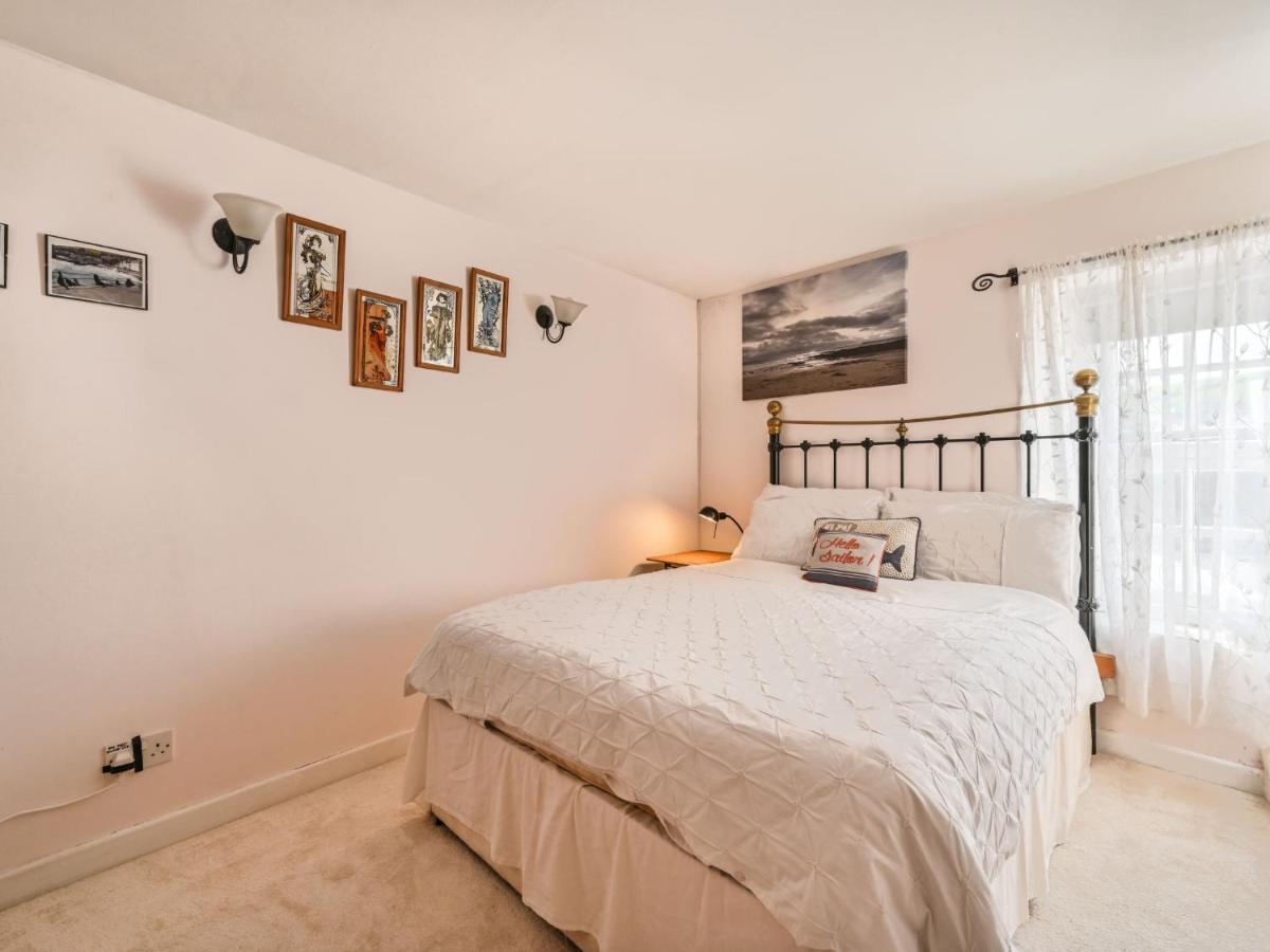 Holiday Home Dolphin Cottage By Interhome メバギシー エクステリア 写真