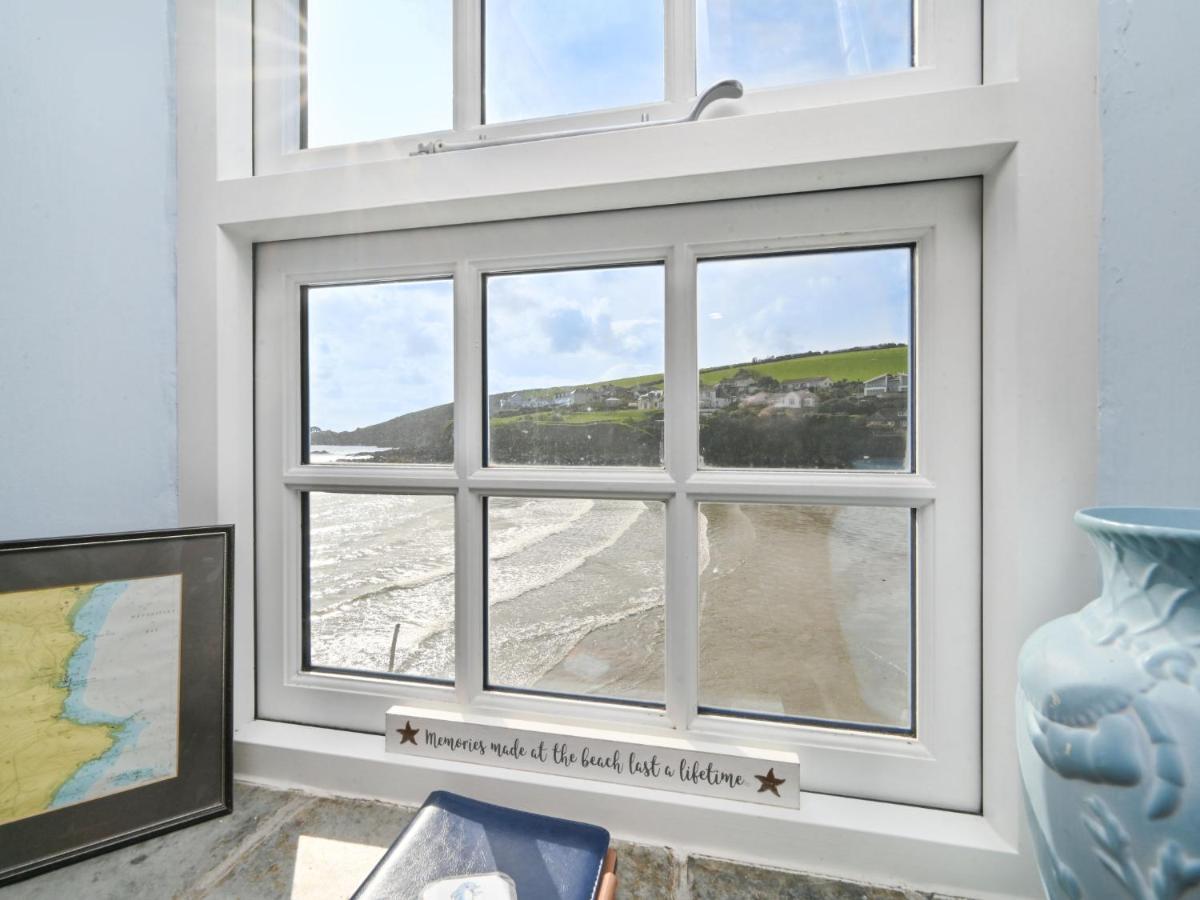 Holiday Home Dolphin Cottage By Interhome メバギシー エクステリア 写真